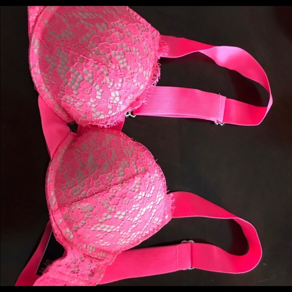 Victoria’s secret 32A